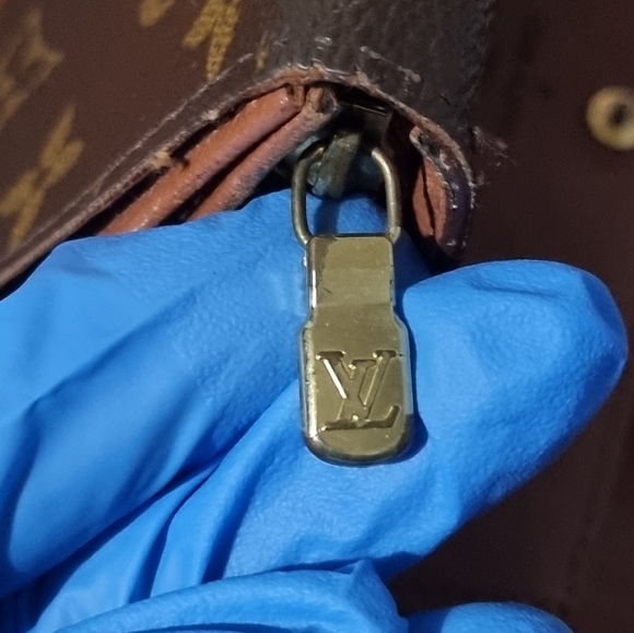 LV Monogram Tressor wallet - Picture 7 of 12